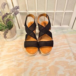a.n.a.  Wedge Sandals Size 10